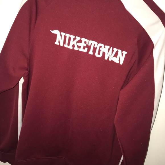 Nike jacket - Picture 2 of 2